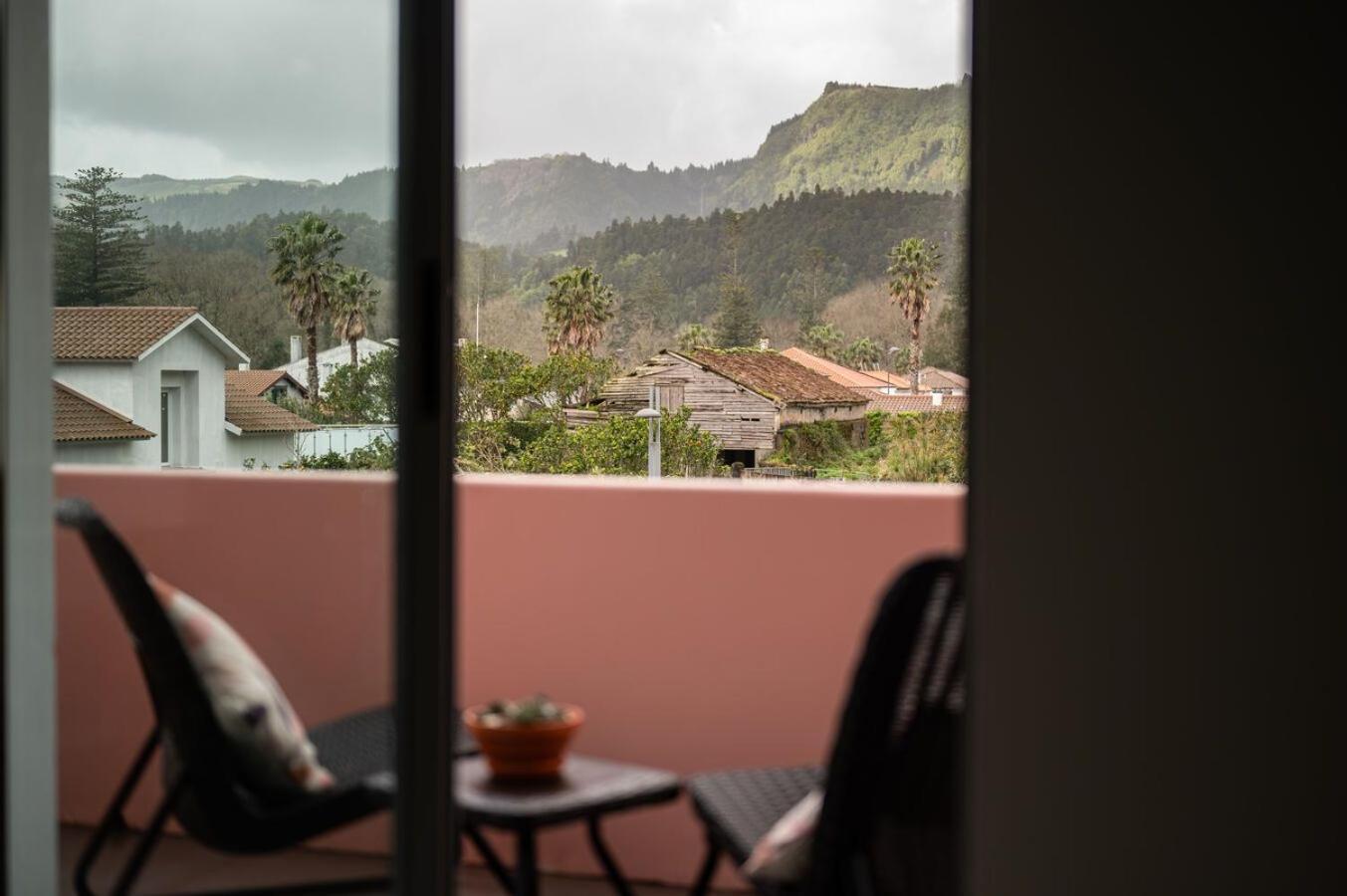 Natural Living Vacations Furnas  Buitenkant foto